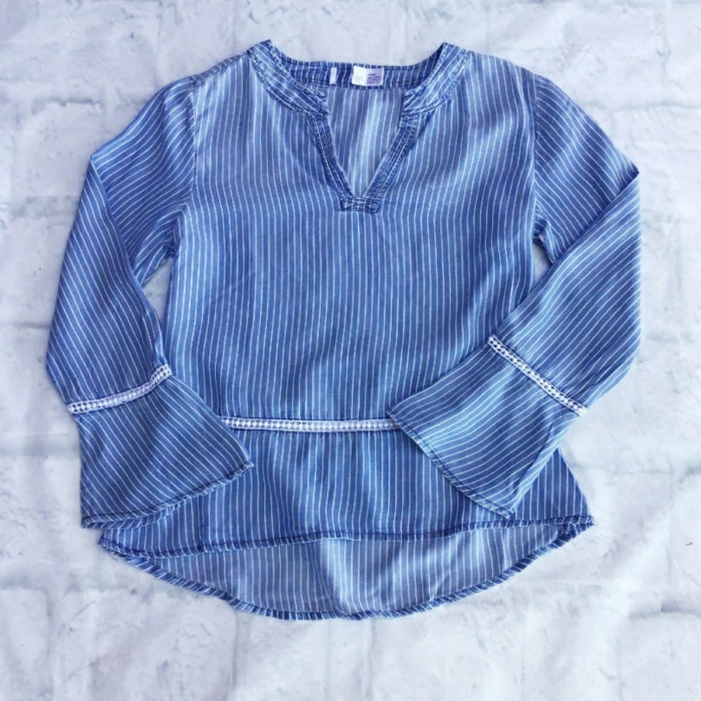 LAST ONE❗Casual Chic Chambray Striped Bell Sleeves Top - Picture 5 of 9